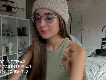 webcam girl lonelly_lolly98 live cam image #7448956