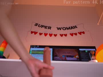 webcam girl lil_eva live cam image #12099063