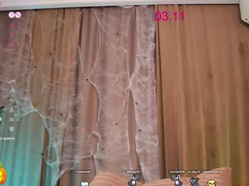 webcam girl lissa_meooow live cam image #10943654