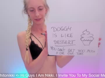 webcam girl girl_i_am live cam image #5663944