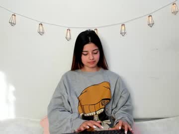 webcam girl shylittlebunny live cam image #2507893