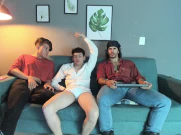 webcam man bless_my_neighbor live cam image #4342552