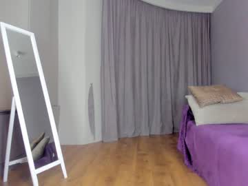 webcam girl lean_lie live cam image #5632901