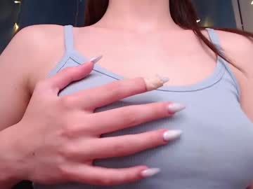 webcam girl lilliasweety live cam image #2647684