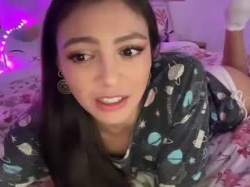 webcam girl keirasworld live cam image #13018817