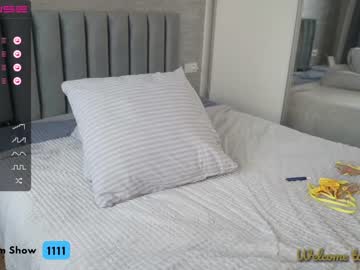 webcam girl oxxme live cam image #3732098