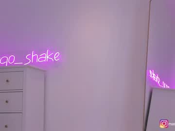 webcam girl mango_shake live cam image #548530