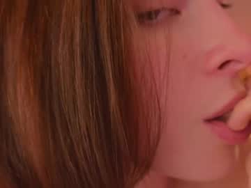 webcam girl uwunikaa live cam image #11905036