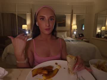 webcam girl hannahjames710 live cam image #11520782