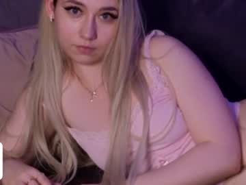 webcam girl owlluree live cam image #9731117