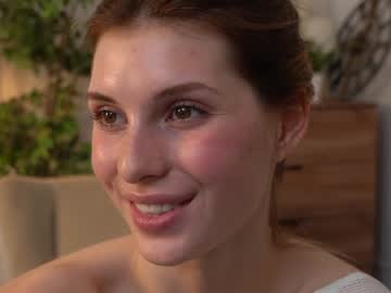 webcam girl refined_style live cam image #10748469