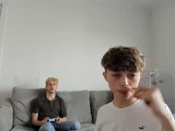 webcam man gayndepressed live cam image #2060835