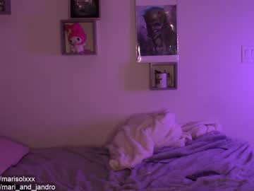 webcam couple mari_and_jandro live cam image #2351760