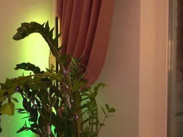 webcam girl sweety_rinushka_ live cam image #7939638