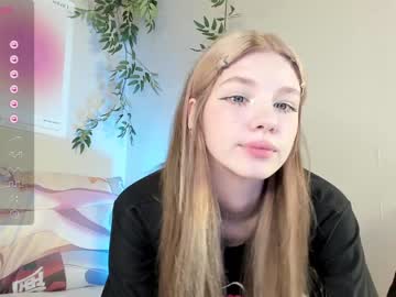 webcam girl shycinderella live cam image #8680996