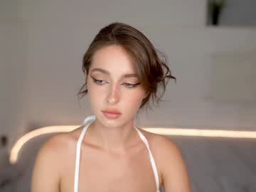 webcam girl silent_chill live cam image #11658221