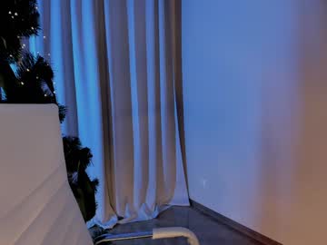 webcam girl hollyextra live cam image #11509987