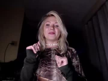 webcam girl kipsy420 live cam image #3204350