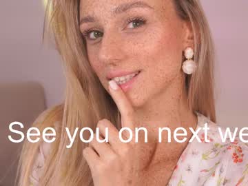webcam girl artease live cam image #12051936