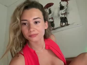 webcam girl lorythegoddess live cam image #12761547