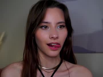 webcam girl falinecrosthwaite live cam image #12879675