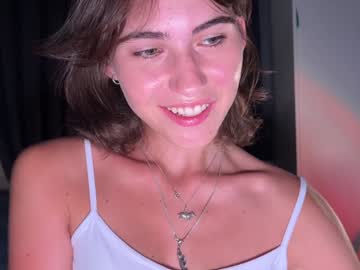 webcam girl helensheaven live cam image #10130300