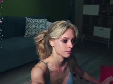 webcam girl audreycarvin live cam image #9571197
