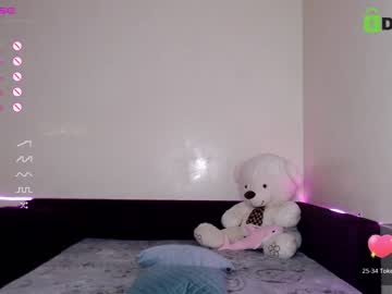 webcam girl fallen_angel_18 live cam image #7142593