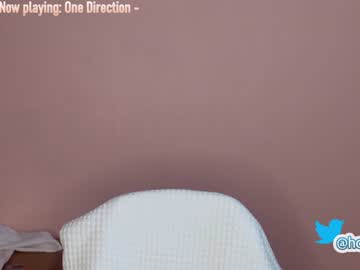 webcam girl hollyextra live cam image #2853376