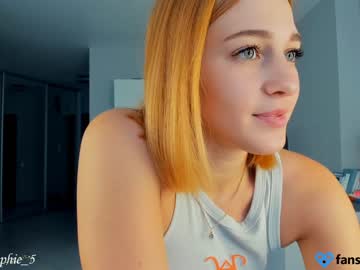 webcam girl sophie_5 live cam image #3481751