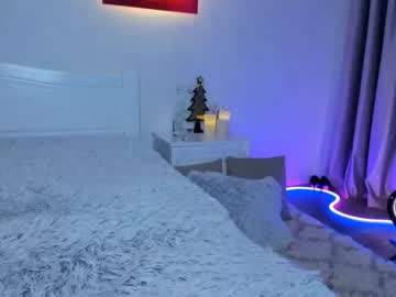webcam girl ella_twinkle live cam image #4645245