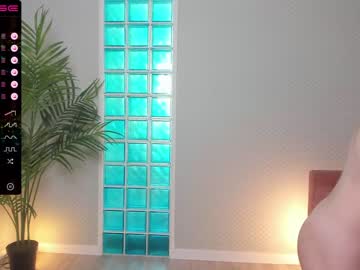webcam girl lili_01 live cam image #2925543