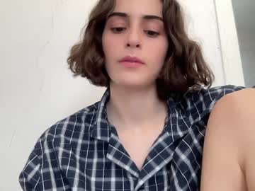 webcam girl wonderland_stia live cam image #10513784