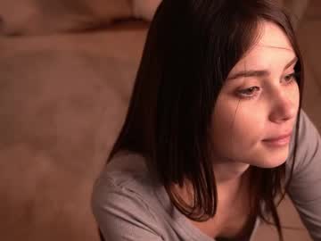 webcam girl scarletmore live cam image #11982775