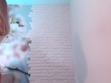 webcam girl mazzanti_ live cam image #10032338