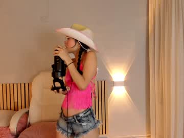 webcam girl little_effy18 live cam image #6238761