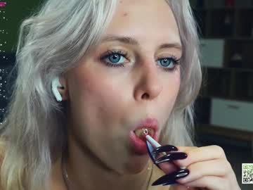 webcam girl audreycarvin live cam image #10160850