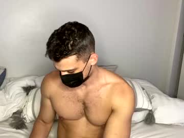 webcam man elfluvr live cam image #627343