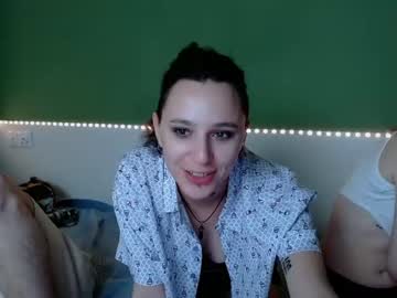 webcam couple thisgirllikeu live cam image #213712