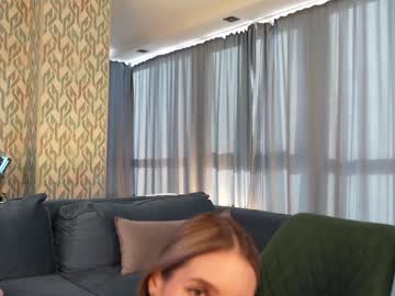 webcam girl aurora_the_ballerina live cam image #10693272