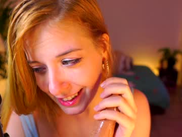webcam girl juicyandthepussyblvd live cam image #2677055