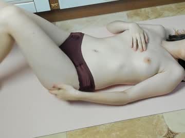 webcam girl easterchatfield live cam image #9868779