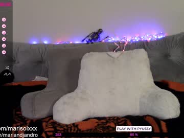 webcam couple mari_and_jandro live cam image #4397109