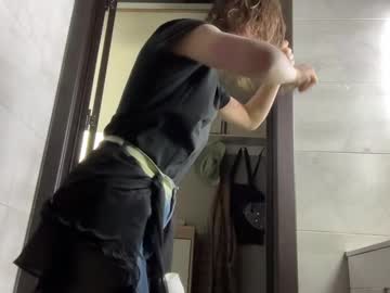 webcam girl holydori live cam image #12369485
