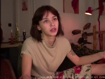 webcam girl diruriru live cam image #11146717