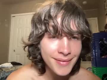 webcam man jungleliving333 live cam image #2168790