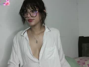 webcam girl lovely_allys live cam image #12683302
