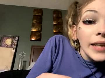 webcam girl lilbrowneyedbabe live cam image #6415783