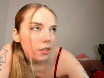 webcam girl thisisamelia live cam image #12247263