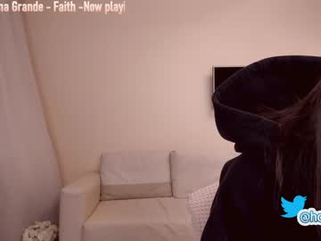 webcam girl hollyextra live cam image #939165